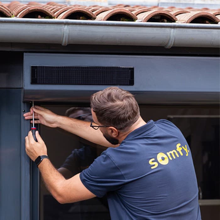 Volet roulant solaire installé